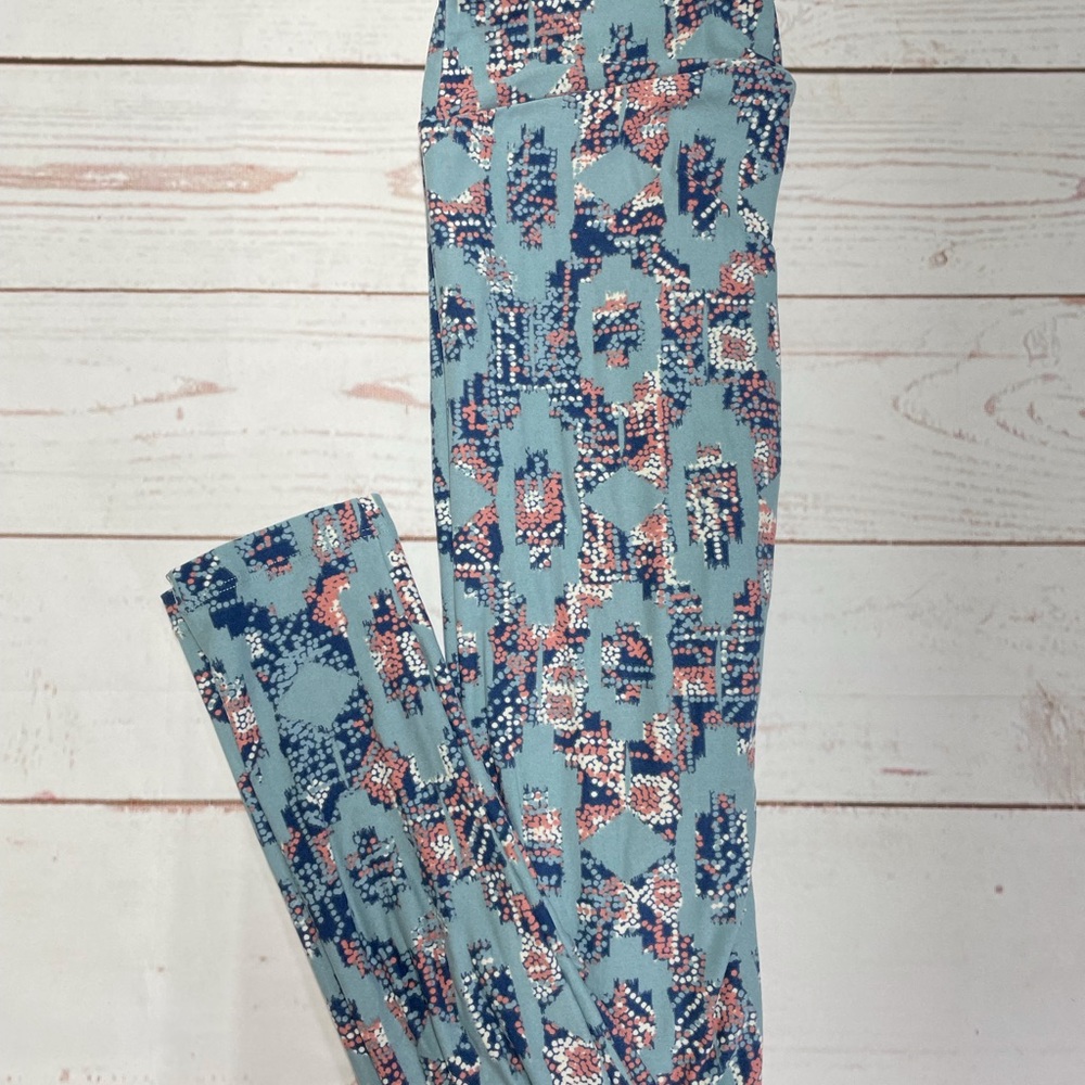 LuLaRoe OS Print Leggings New!  Never worn! NWT!